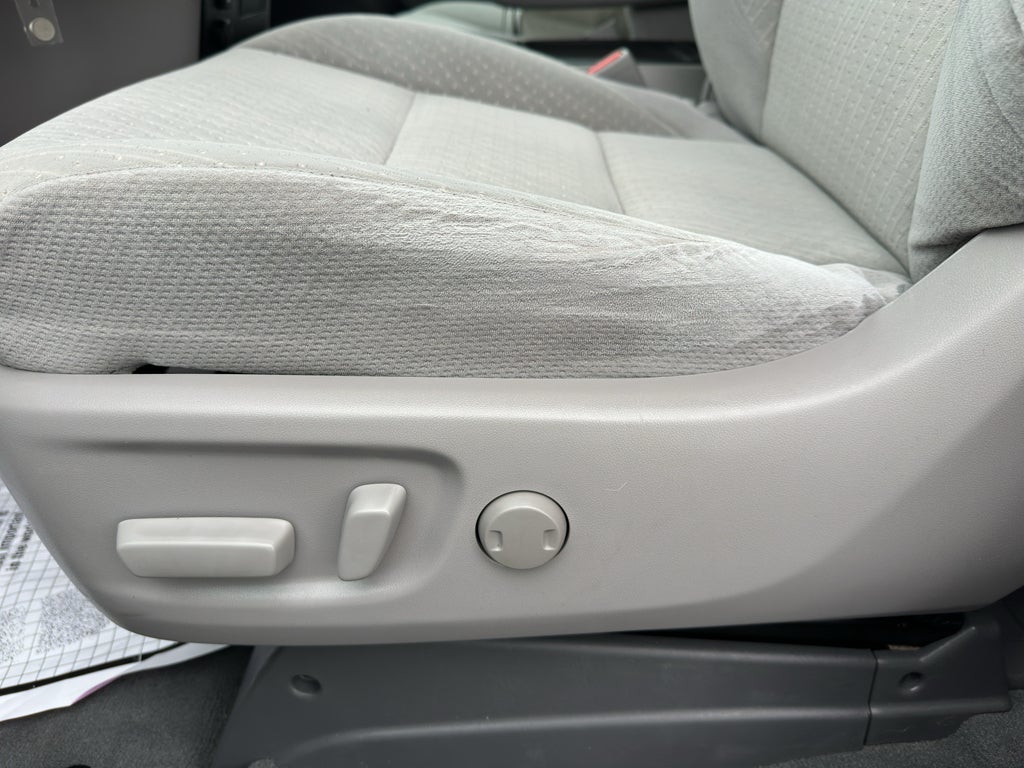 2020 Toyota Sienna LE