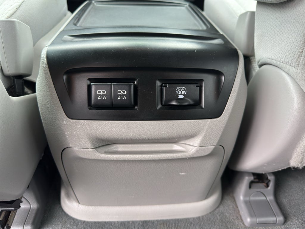 2020 Toyota Sienna LE