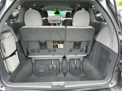 2020 Toyota Sienna LE