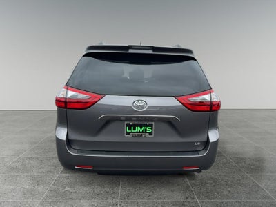 2020 Toyota Sienna LE