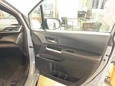 2025 Toyota Sienna Hybrid XSE