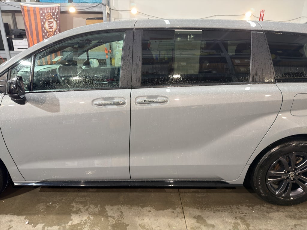 2025 Toyota Sienna Hybrid XSE