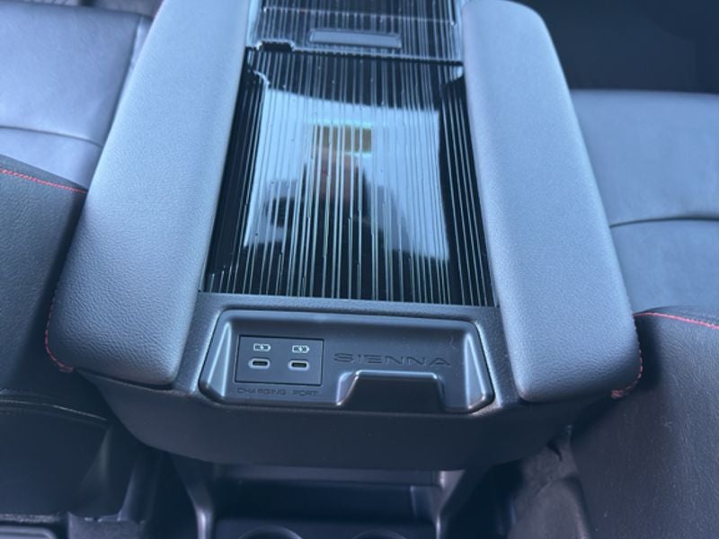 2025 Toyota Sienna XSE