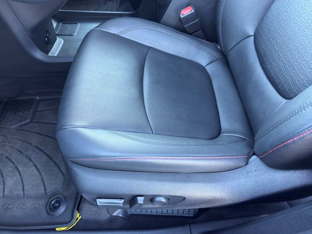 2025 Toyota Sienna XSE