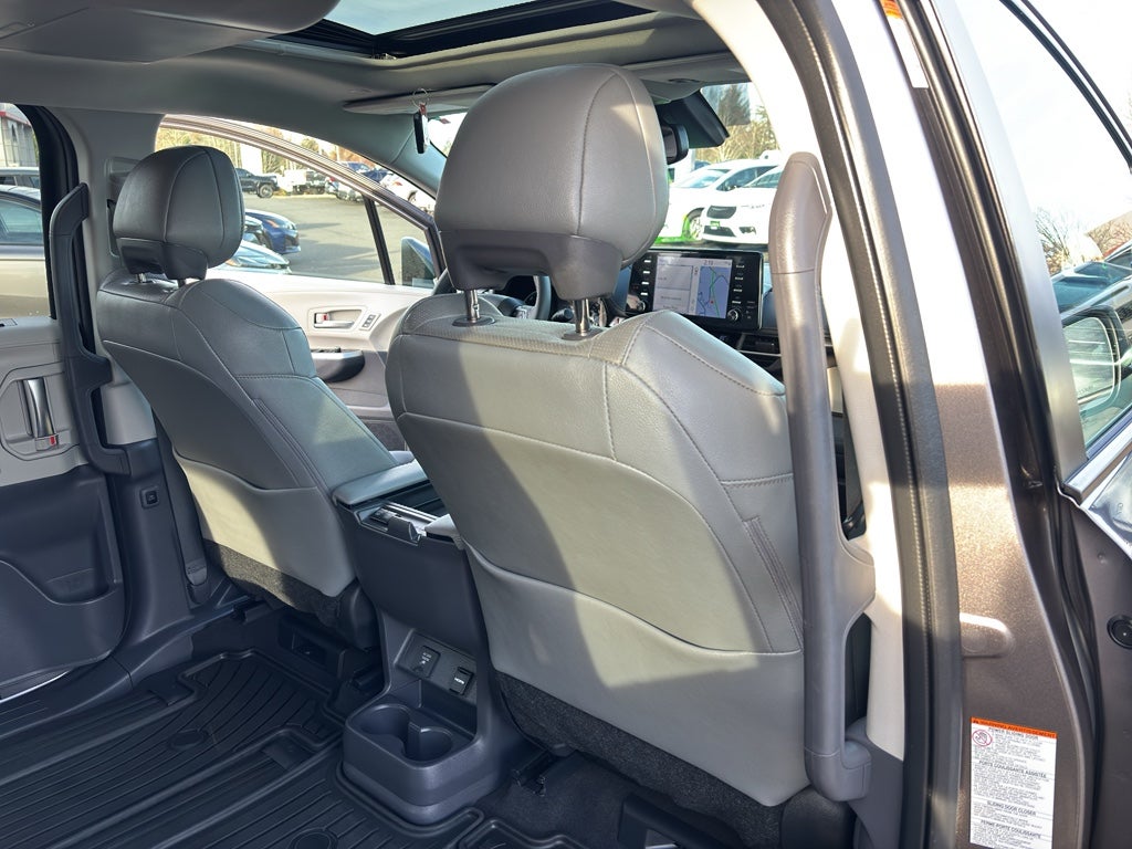 2023 Toyota Sienna Limited