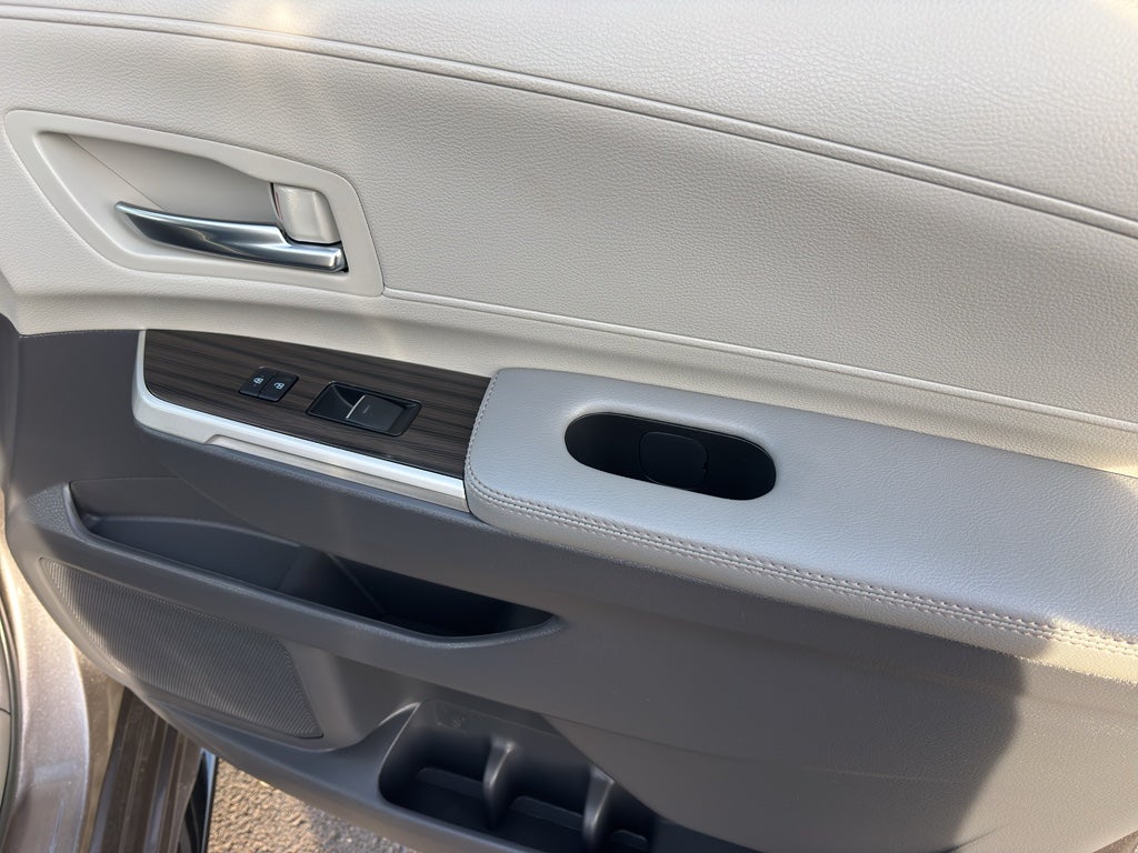 2023 Toyota Sienna Limited