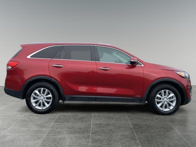 2016 Kia Sorento Base