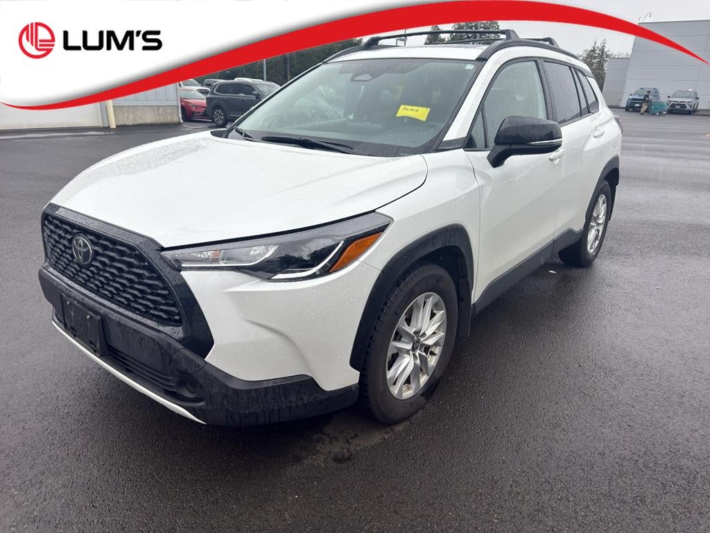 2025 Toyota Corolla Cross LE