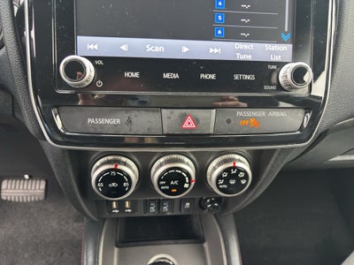 2024 Mitsubishi Outlander Sport SE