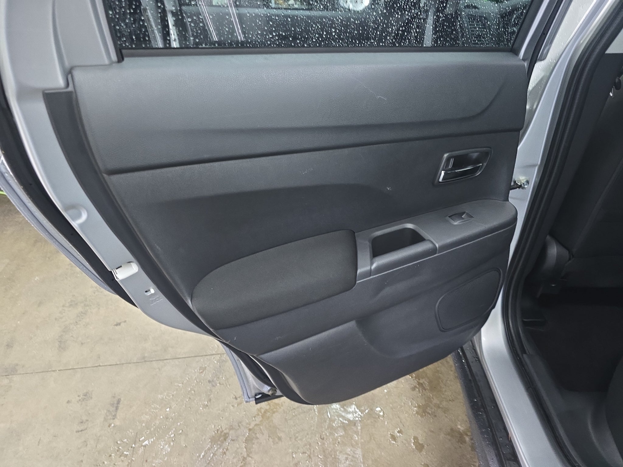 2025 Mitsubishi Outlander Sport S - Photo 19