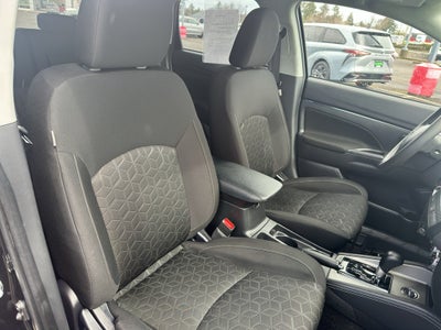 2025 Mitsubishi Outlander Sport ES