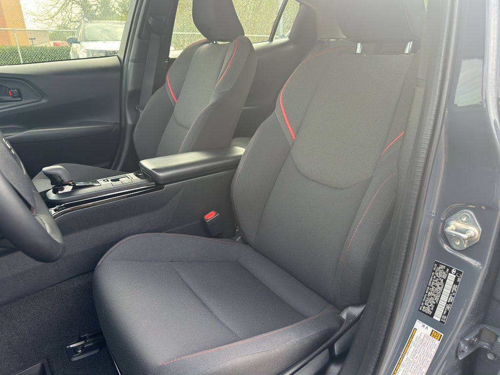 2025 Toyota Prius Prime SE