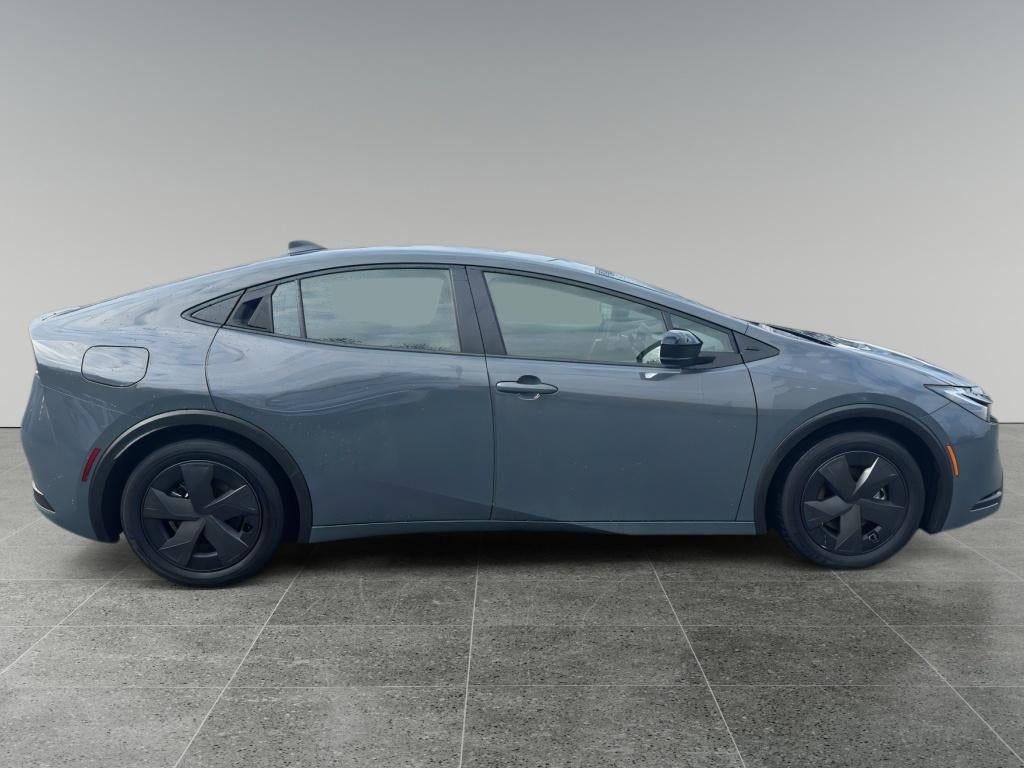 2025 Toyota Prius Prime SE