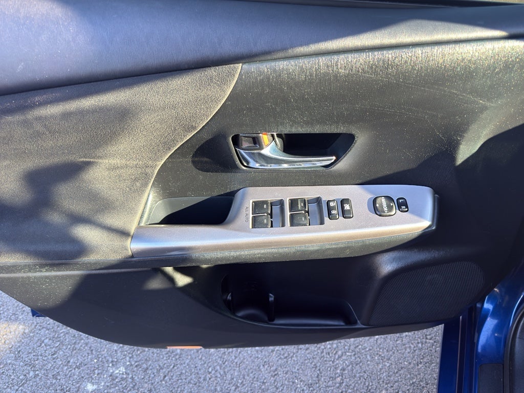 2015 Toyota Prius v Two