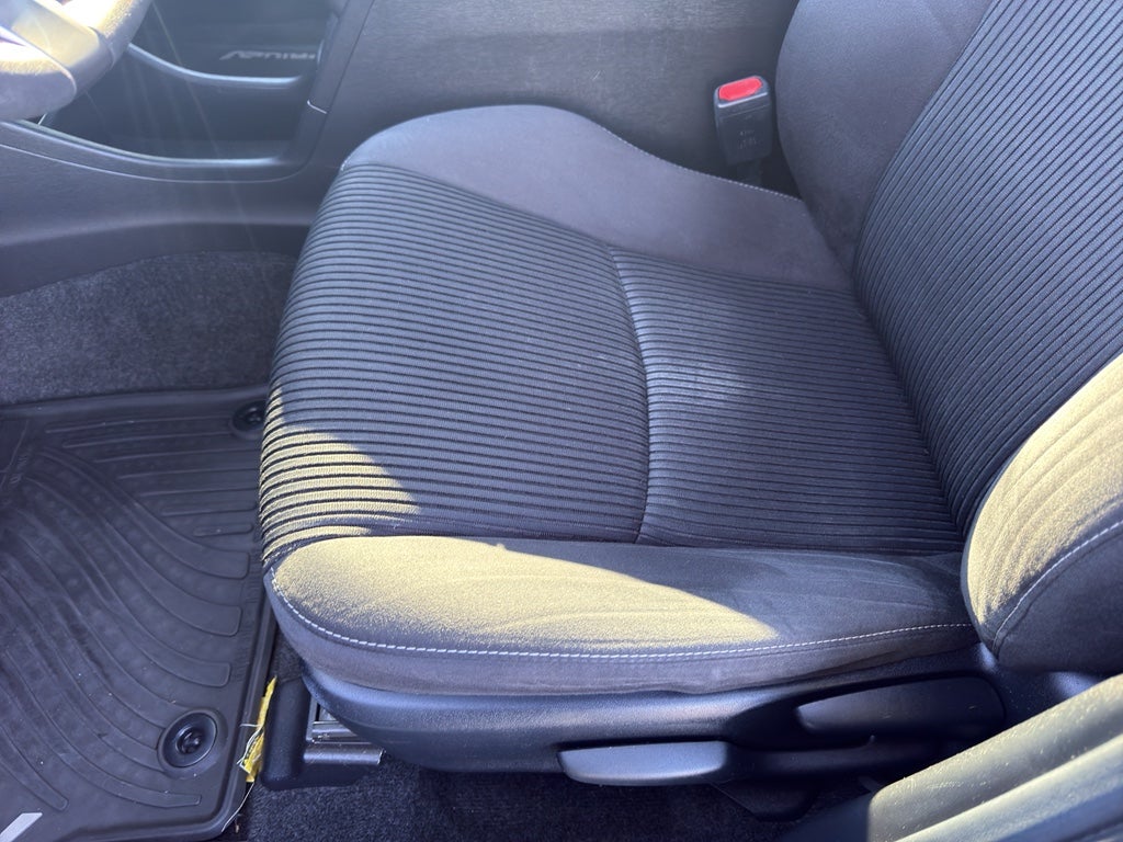 2015 Toyota Prius v Two