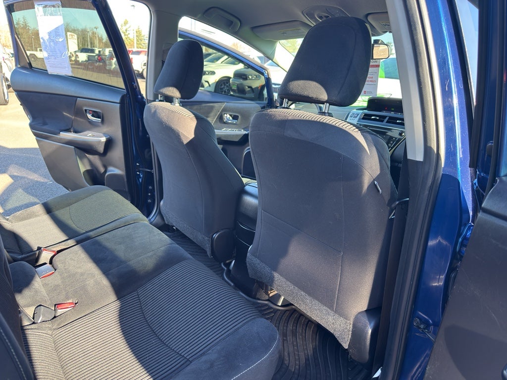 2015 Toyota Prius v Two