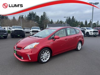 2014 Toyota Prius v Five