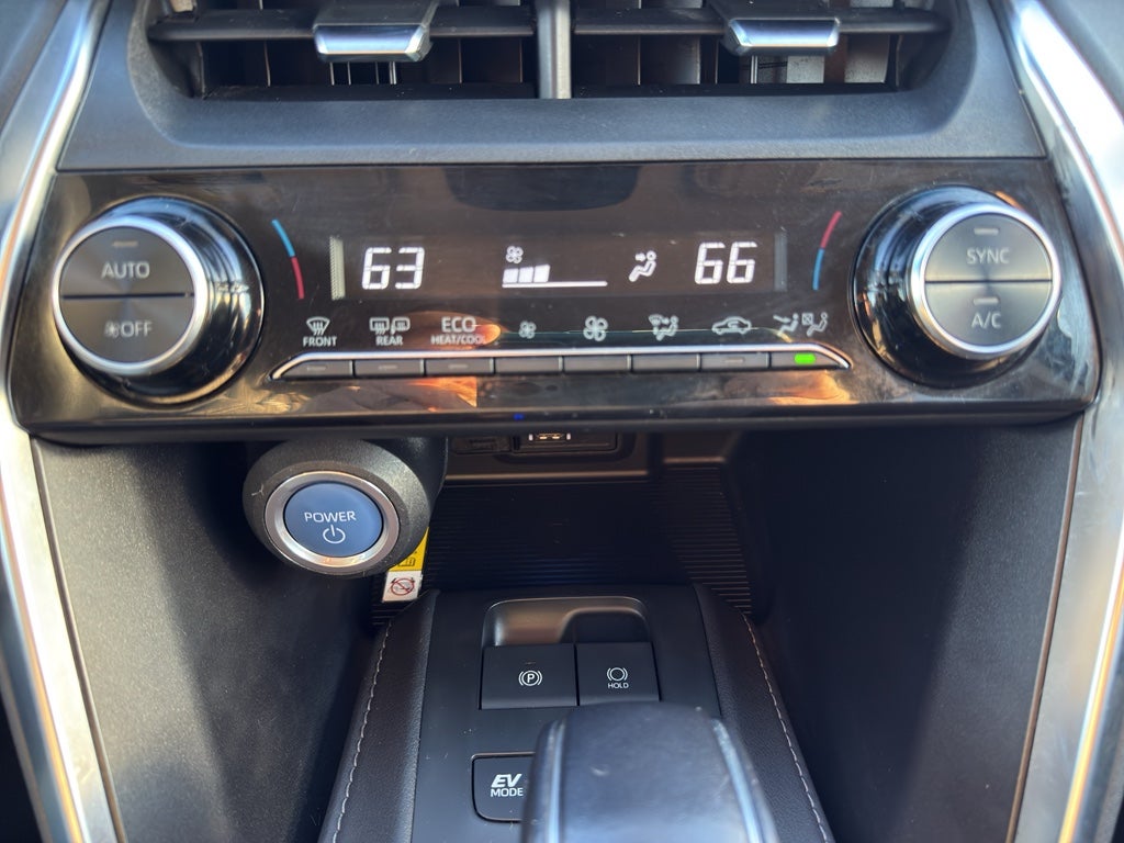 2021 Toyota Venza LE