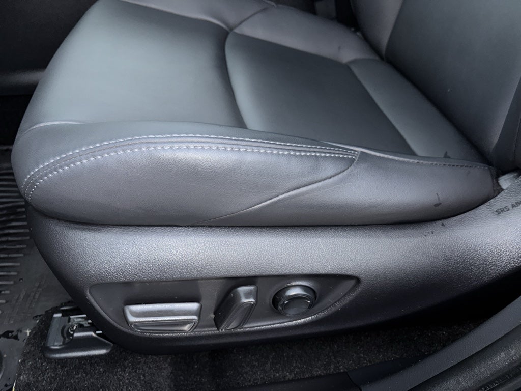 2024 Toyota Venza XLE