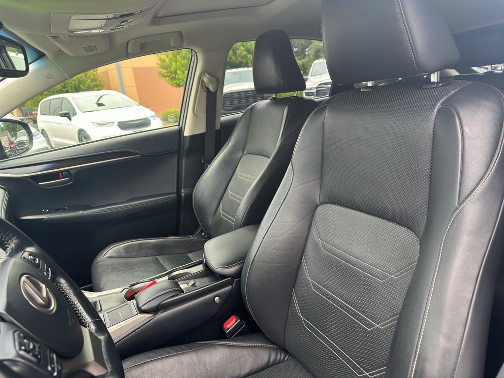 2015 Lexus NX 300h Base (CVT)