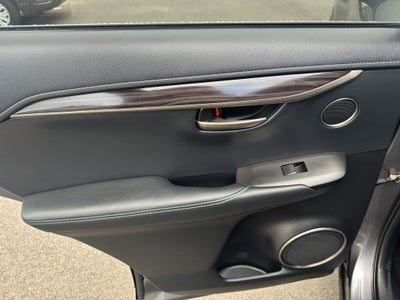2015 Lexus NX 300h Base (CVT)