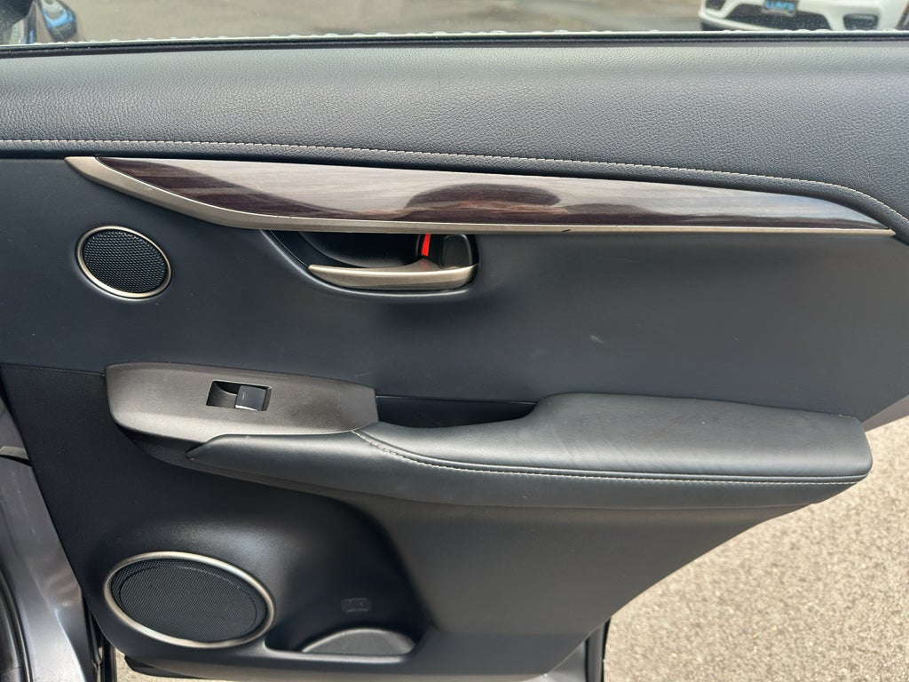 2015 Lexus NX 300h Base (CVT)