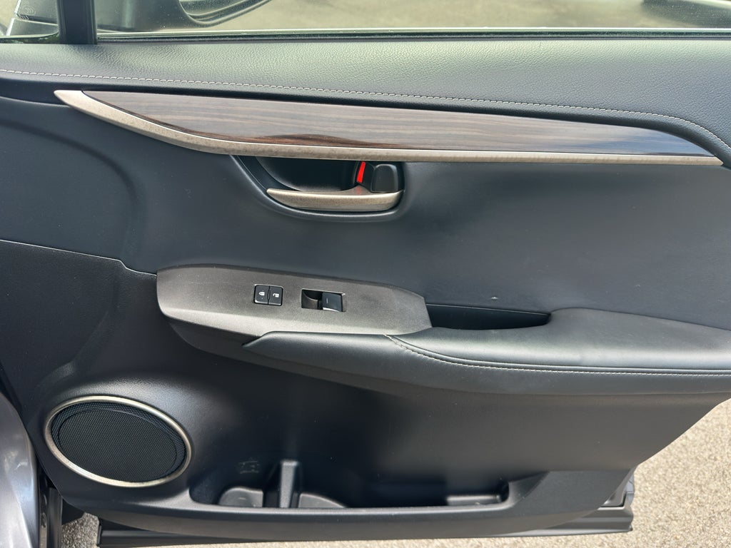 2015 Lexus NX 300h Base (CVT)