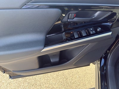 2025 Toyota bZ4X XLE