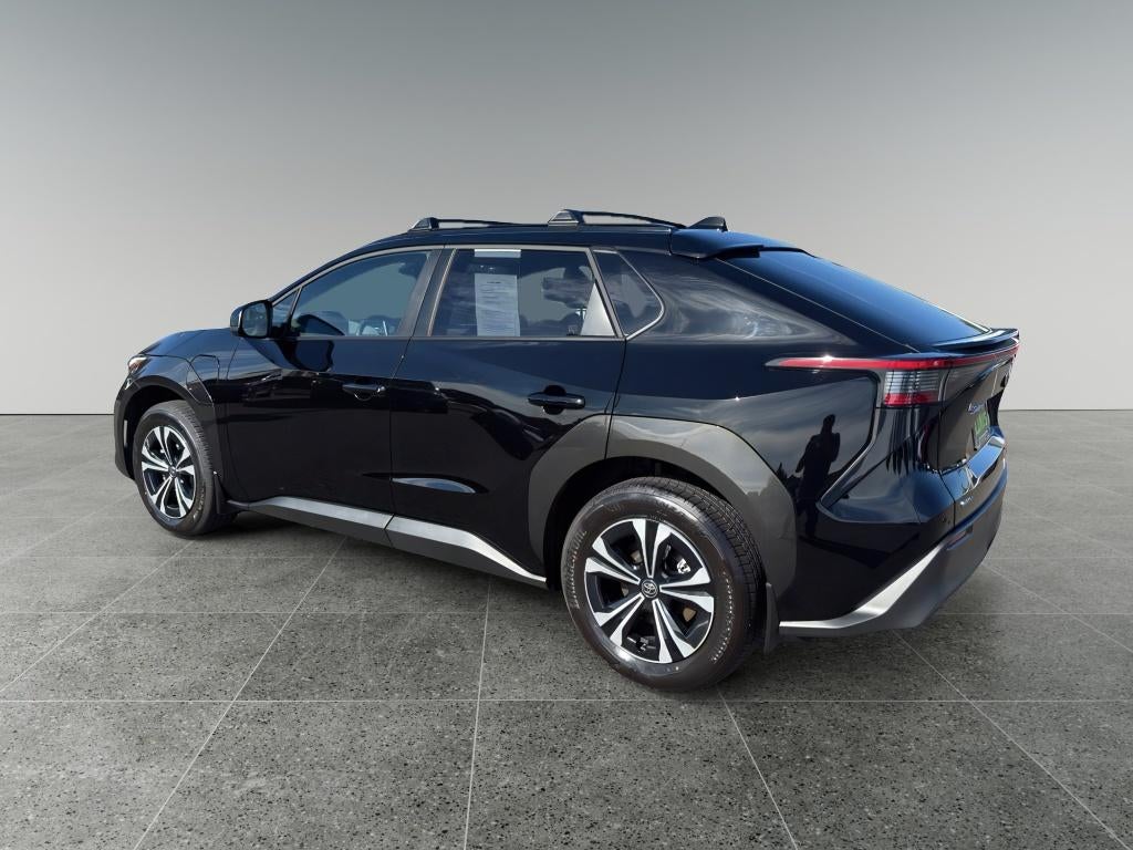 2025 Toyota bZ4X XLE