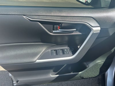 2025 Toyota RAV4 Hybrid Hybrid XLE