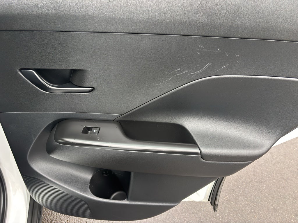 2024 Hyundai Kona SE