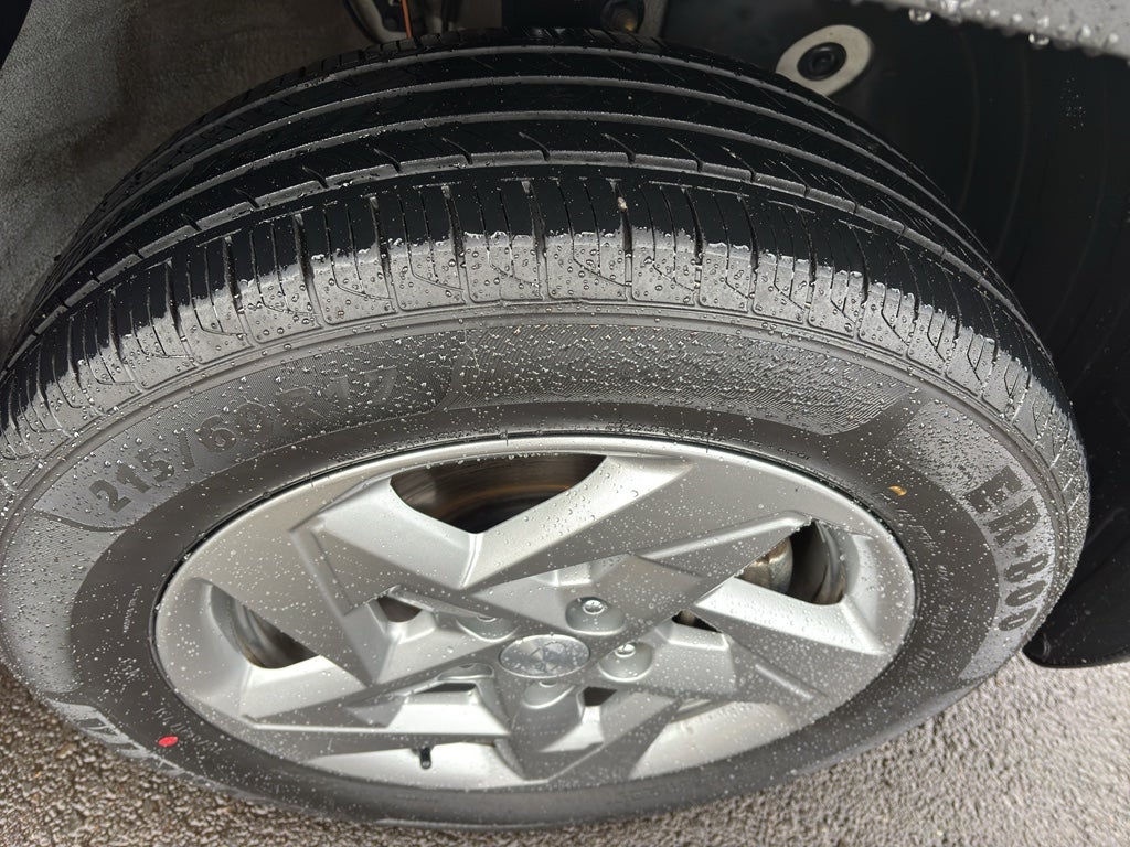 2024 Hyundai Kona SE