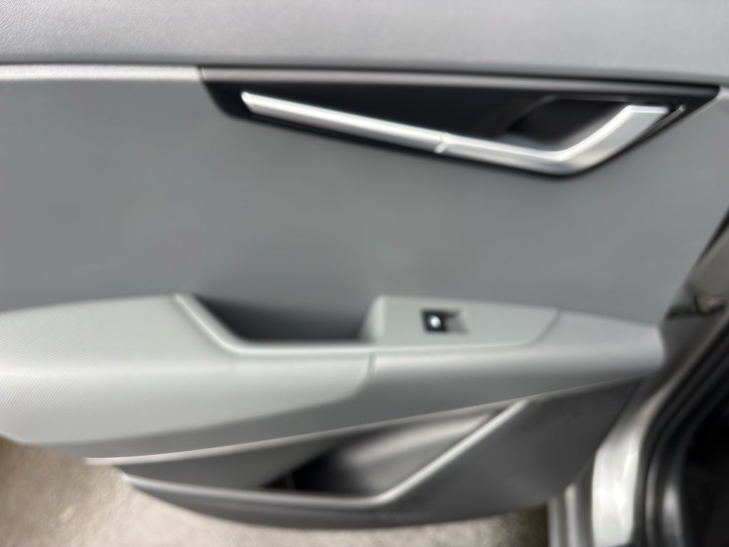 2023 Kia Niro EX Touring