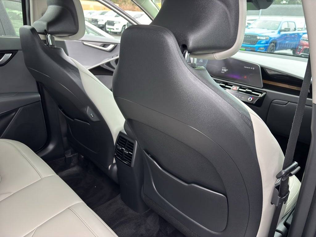 2023 Kia Niro EX Touring