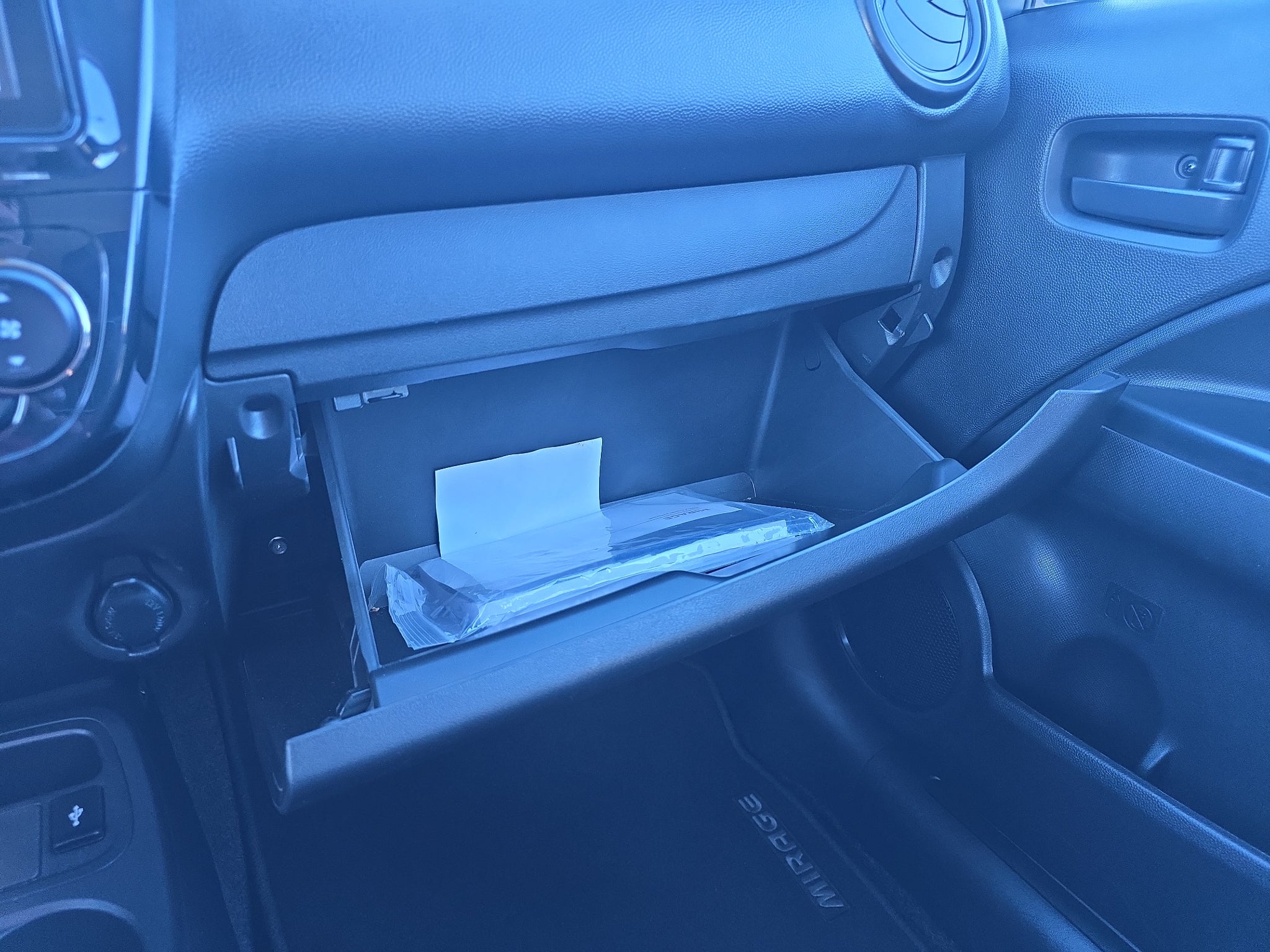 2024 Mitsubishi Mirage ES