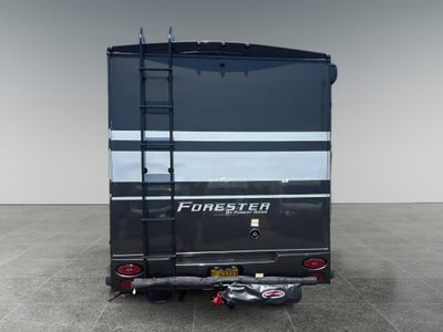 2019 Mercedes-Benz Sprinter 3500/4500 2021 Forest River 2401B RV