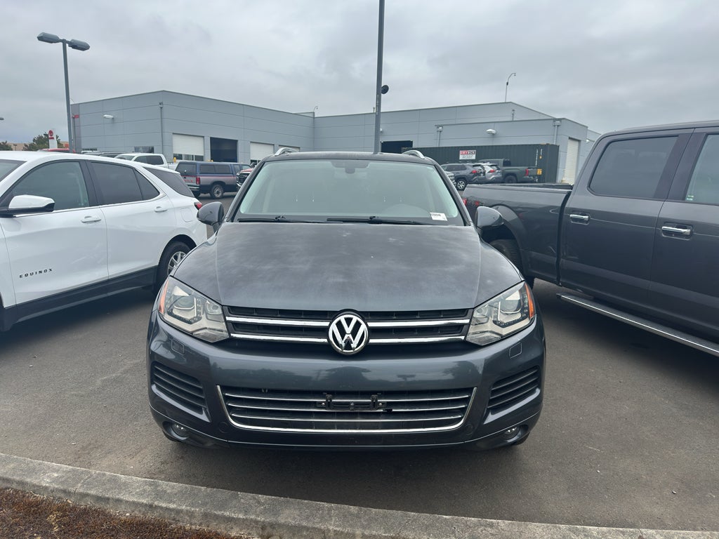 2012 Volkswagen Touareg Lux
