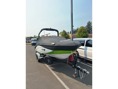 2022 Yamaha 212XD Base