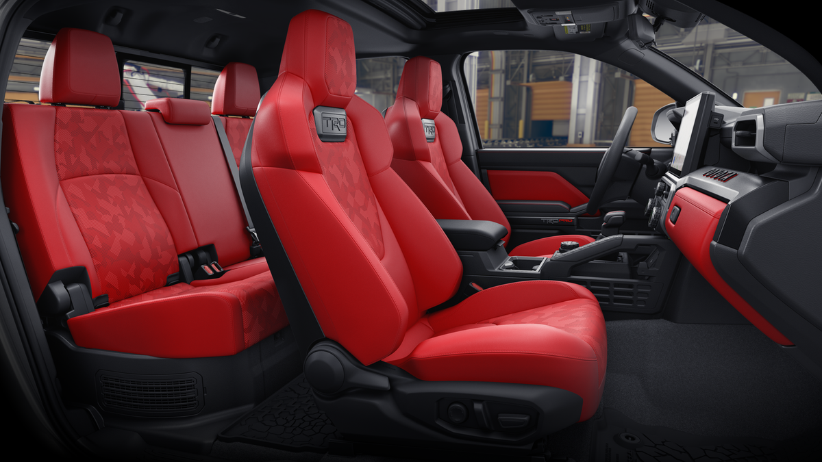 2026 Toyota Tacoma i-FORCE MAX TRD Pro Hybrid