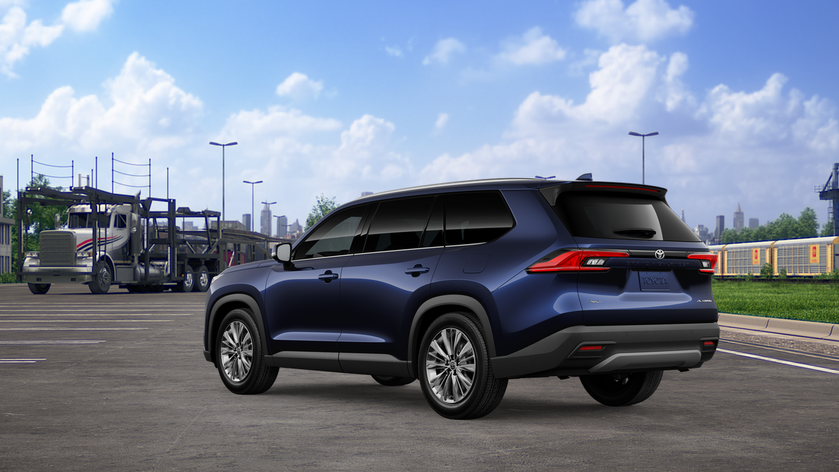 2026 Toyota Grand Highlander Base