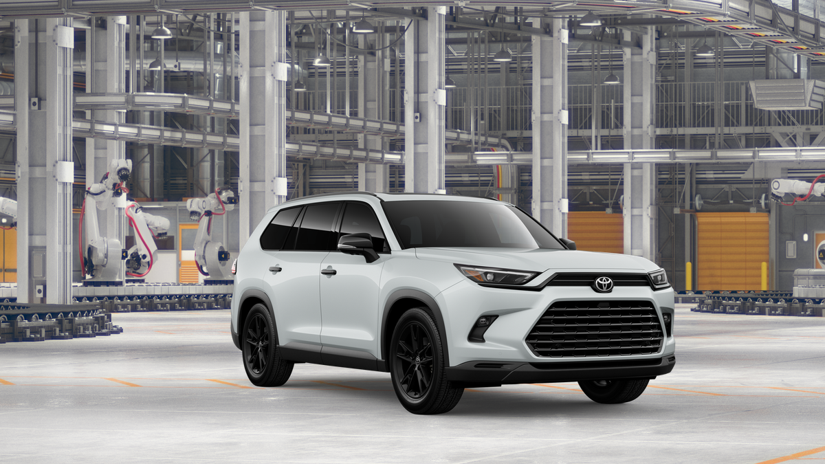 2026 Toyota Grand Highlander Hybrid Hybrid Nightshade Edition