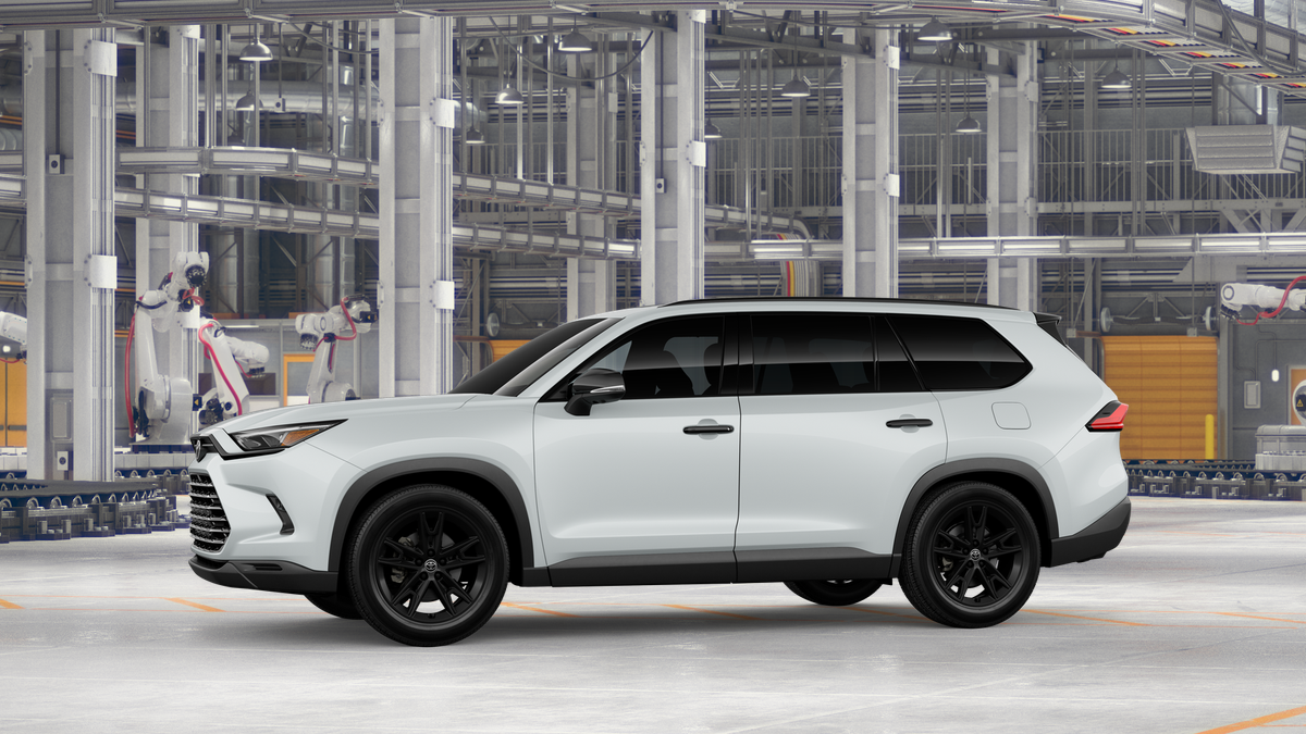 2026 Toyota Grand Highlander Hybrid Hybrid Nightshade Edition