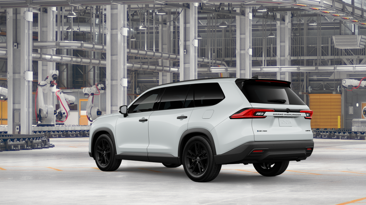 2026 Toyota Grand Highlander Hybrid Hybrid Nightshade Edition