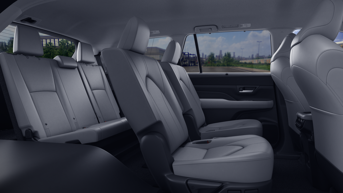 2026 Toyota Grand Highlander Hybrid Base