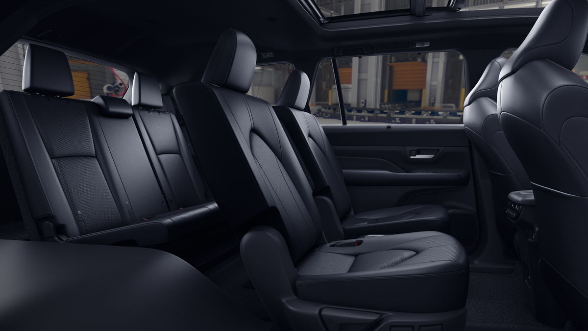 2026 Toyota Grand Highlander Hybrid Hybrid Nightshade Edition