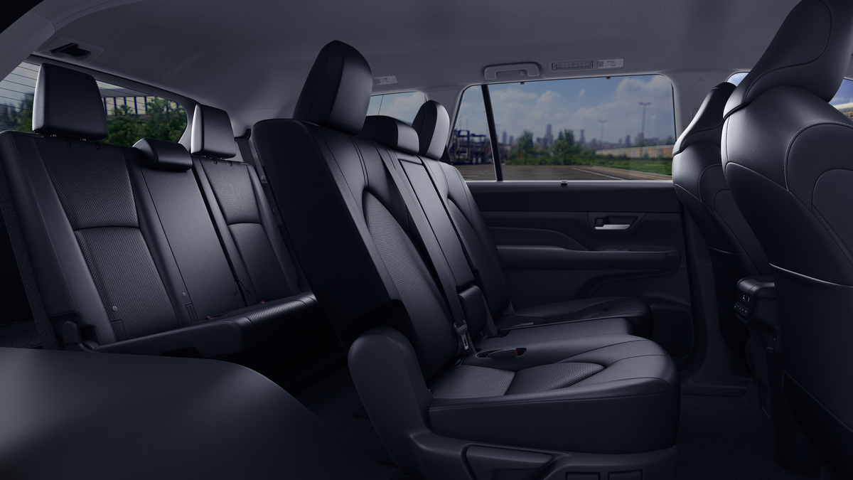 2026 Toyota Grand Highlander Hybrid Base