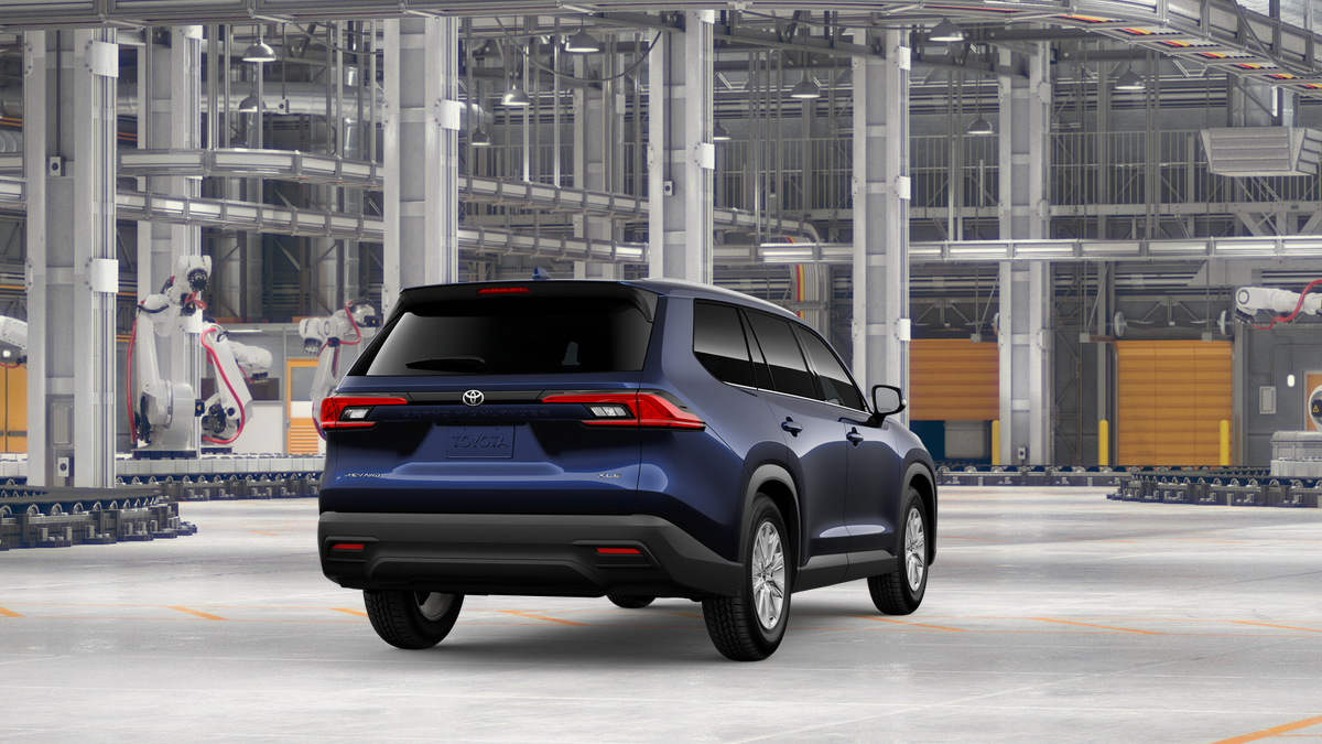 2026 Toyota Grand Highlander Hybrid Base