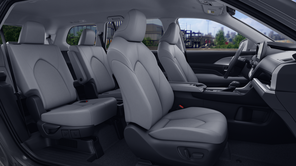 2026 Toyota Grand Highlander Hybrid Base