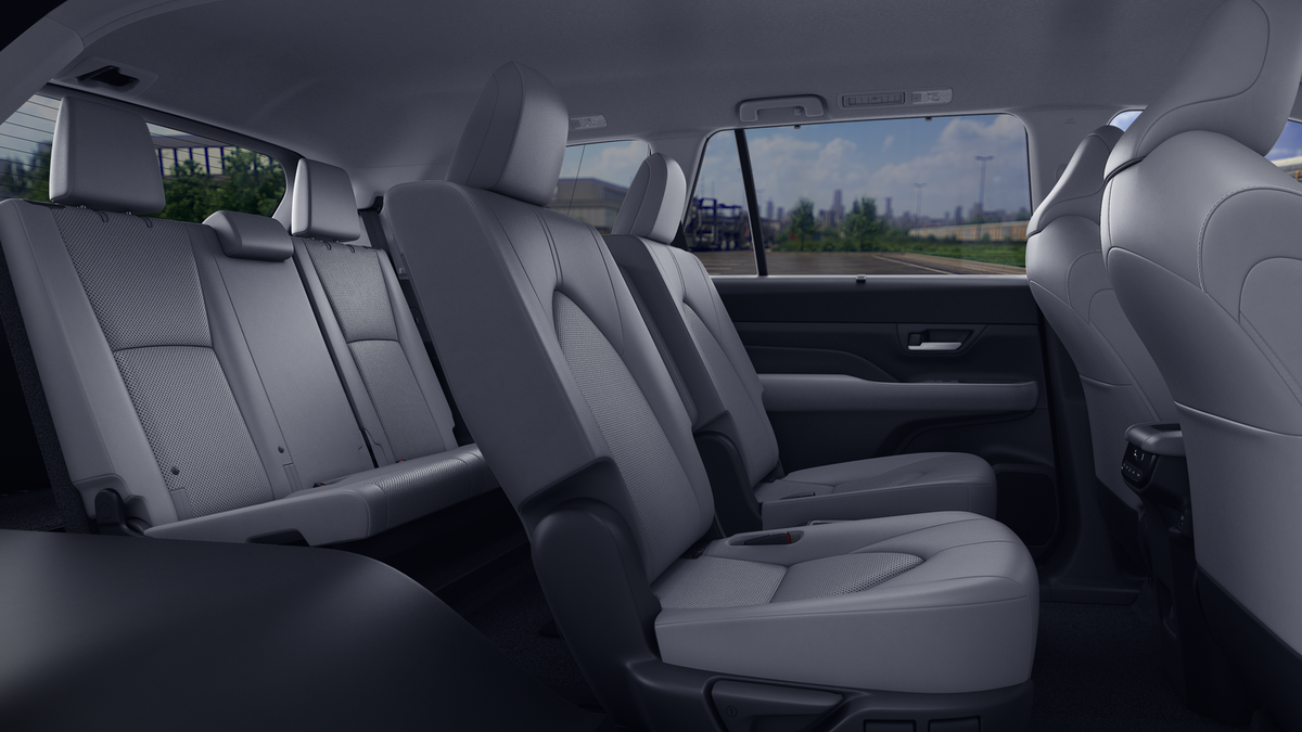 2026 Toyota Grand Highlander Hybrid Base