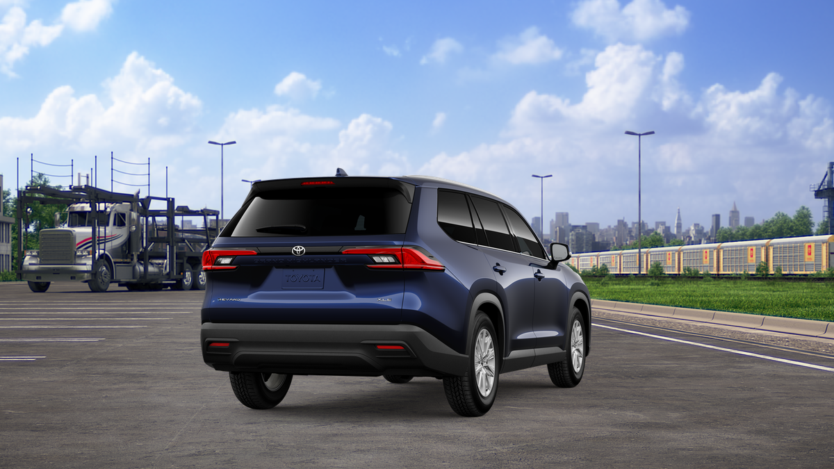 2026 Toyota Grand Highlander Hybrid Base
